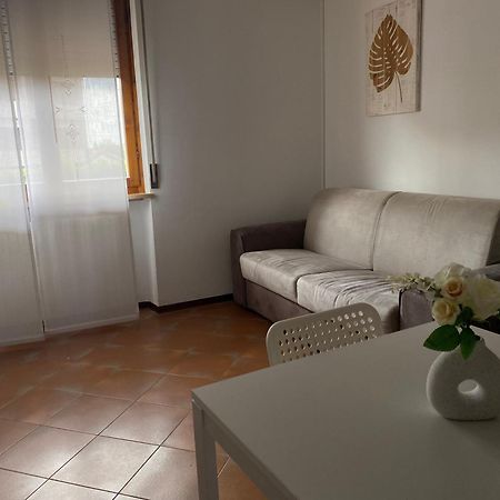 Casa Gaia- Castelnuovo Del Garda Apartment Cavalcaselle Luaran gambar