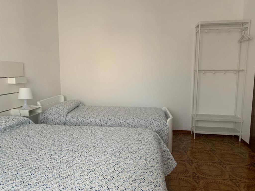 Casa Gaia- Castelnuovo Del Garda Apartment Cavalcaselle Luaran gambar
