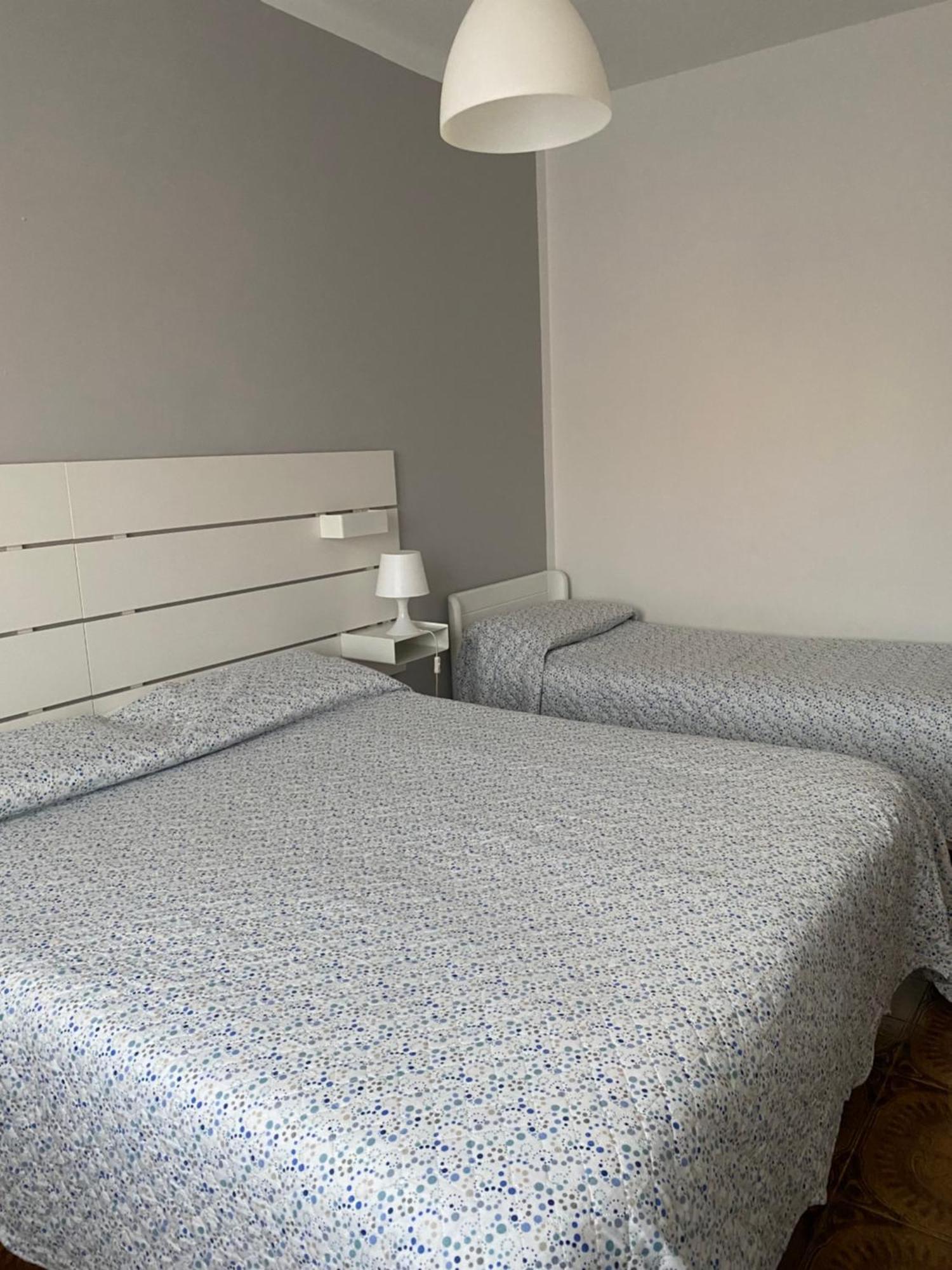 Casa Gaia- Castelnuovo Del Garda Apartment Cavalcaselle Luaran gambar