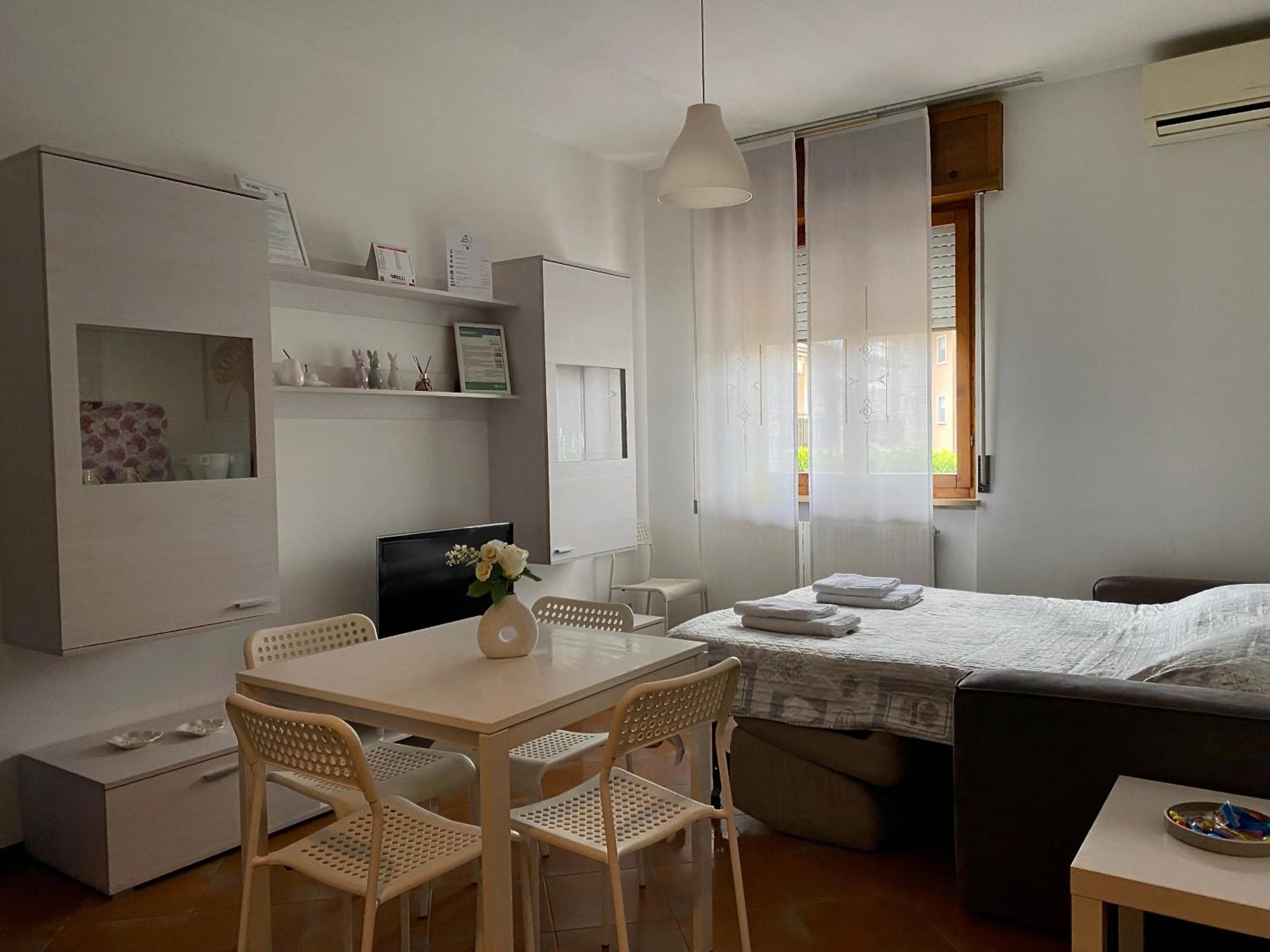 Casa Gaia- Castelnuovo Del Garda Apartment Cavalcaselle Luaran gambar